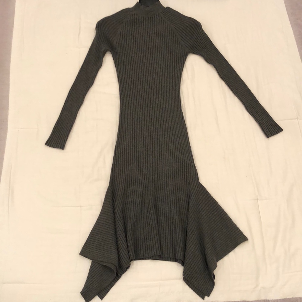 Open back knit dress with peplum